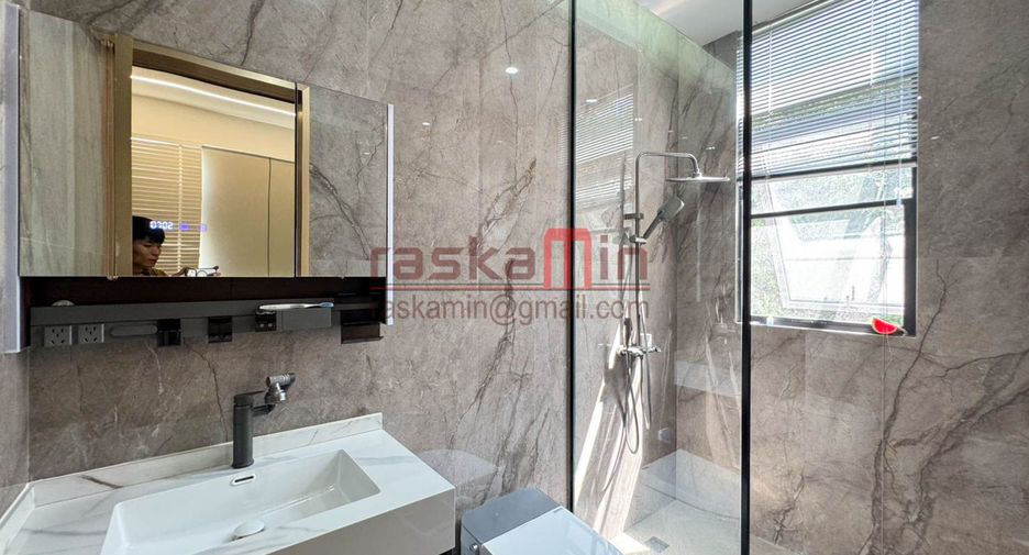 À vendre 5 chambres villa à North Pattaya, Pattaya