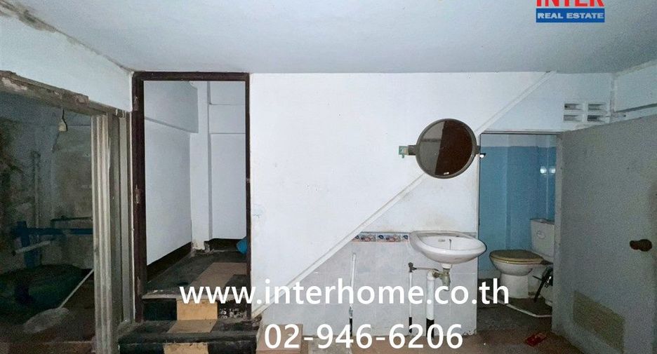 ขาย 4 ห้องนอน พื้นที่ค้าปลีก ใน คันนายาว, กรุงเทพฯ