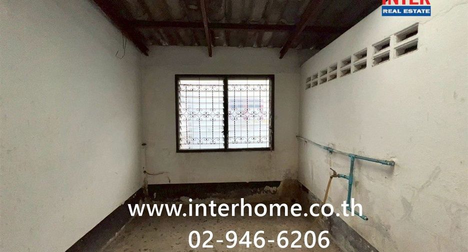 ขาย 4 ห้องนอน พื้นที่ค้าปลีก ใน คันนายาว, กรุงเทพฯ