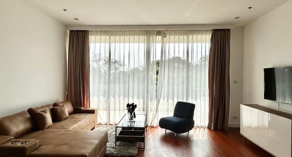 For rent 2 bedrooms condo in North Pattaya, Pattaya