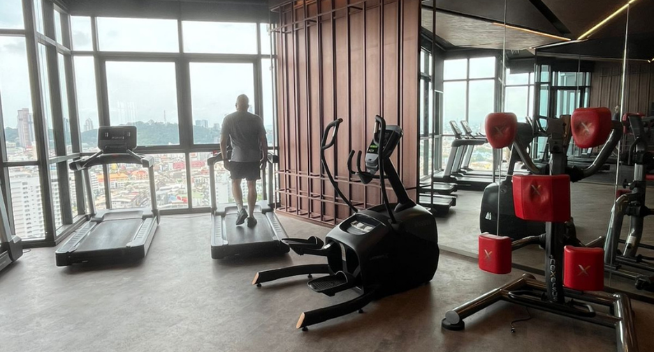 For sale 1 bed condo in South Pattaya, Pattaya