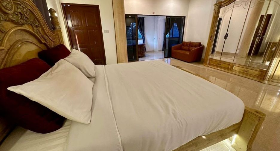 À louer 5 chambres maison à Jomtien, Pattaya