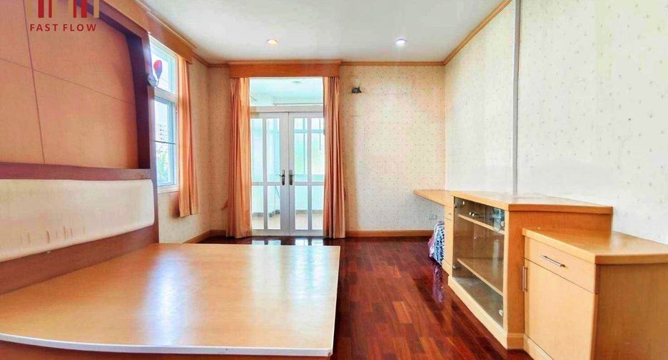 Haus zum Kauf mit 3 Zimmer in Thanyaburi, Pathum Thani
