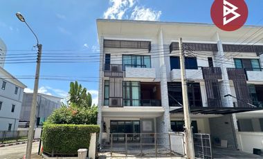 For sale 6 ベッドルーム townhouse in Bang Phli, Samut Prakan