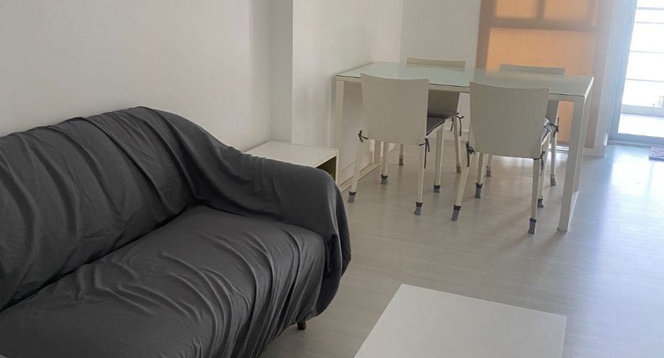 For rent 2 bedrooms condo in Chatuchak, Bangkok