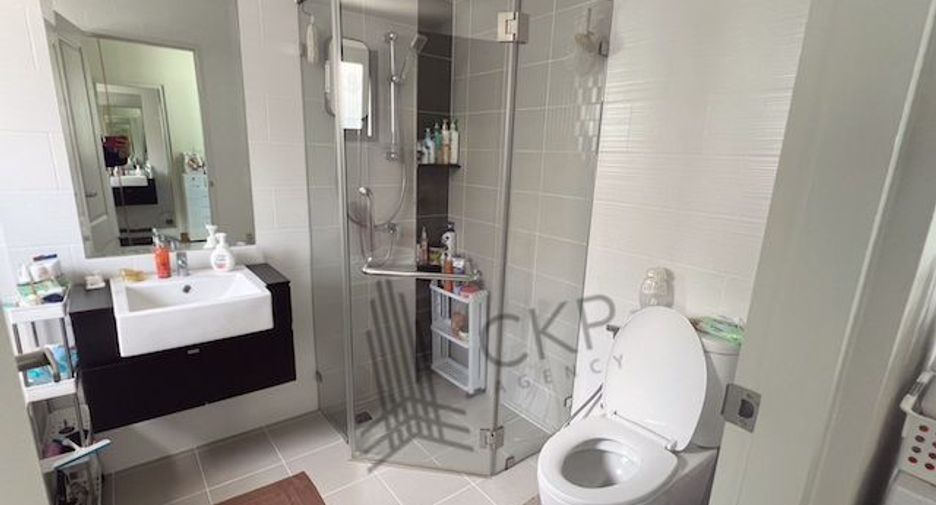 For sale 4 ベッドルーム house in Bang Phli, Samut Prakan