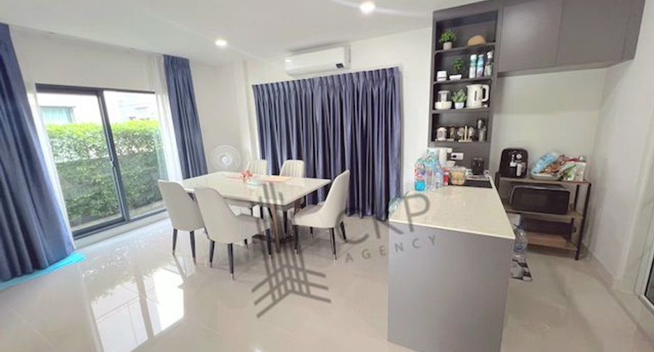 For sale 4 ベッドルーム house in Bang Phli, Samut Prakan