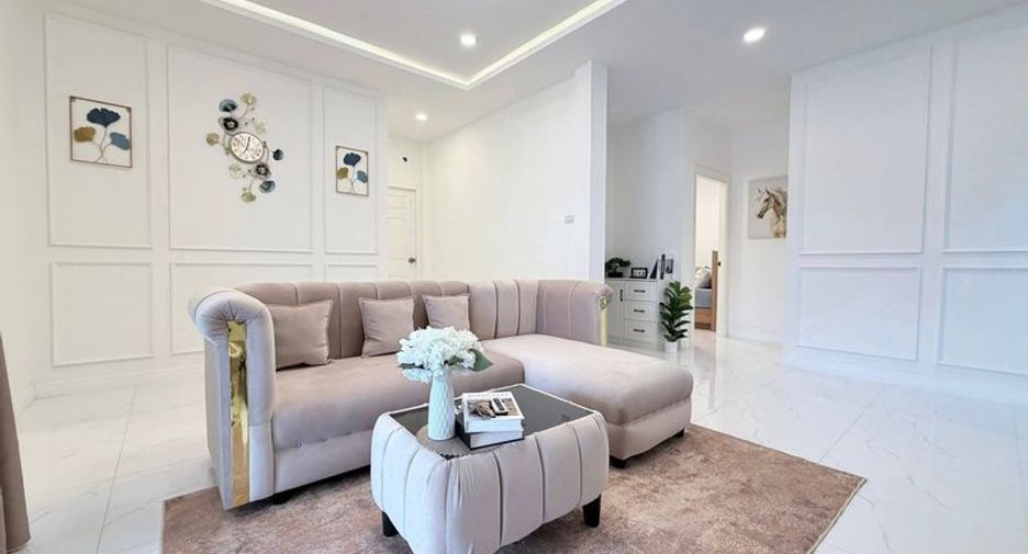 Haus zum Kauf mit 3 Zimmer in Bang Lamung, Chonburi