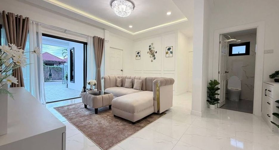 Haus zum Kauf mit 3 Zimmer in Bang Lamung, Chonburi