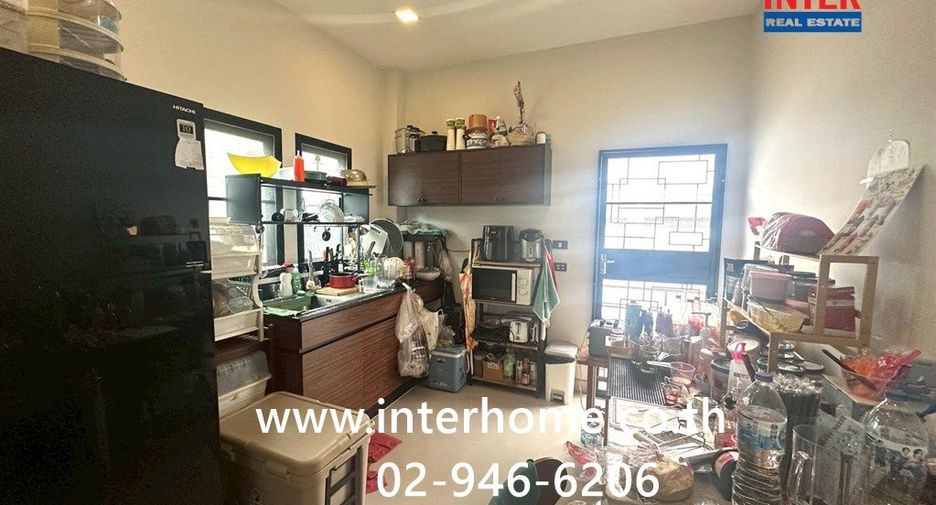 For sale 3 bedrooms house in Bang Sao Thong, Samut Prakan