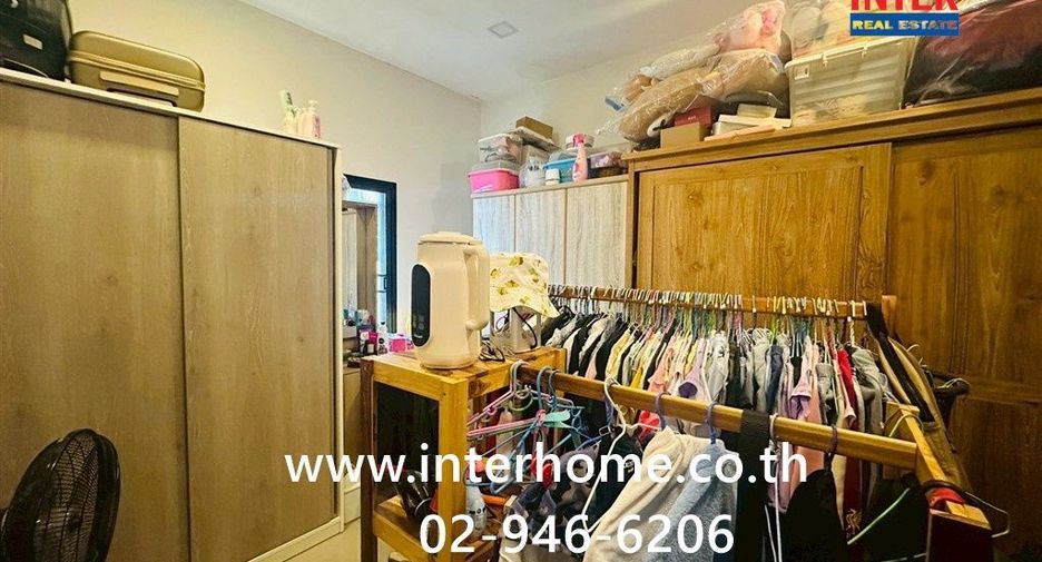 For sale 3 bedrooms house in Bang Sao Thong, Samut Prakan