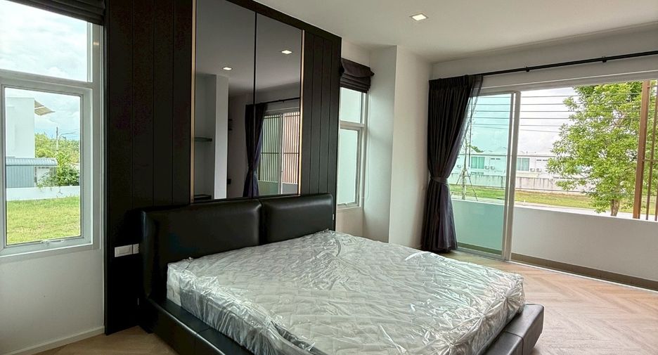 À vendre 3 chambres maison à San Kamphaeng, Chiang Mai