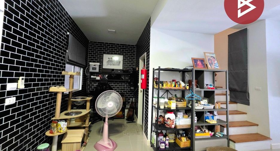 For sale 3 bedrooms townhouse in Mueang Nonthaburi, Nonthaburi