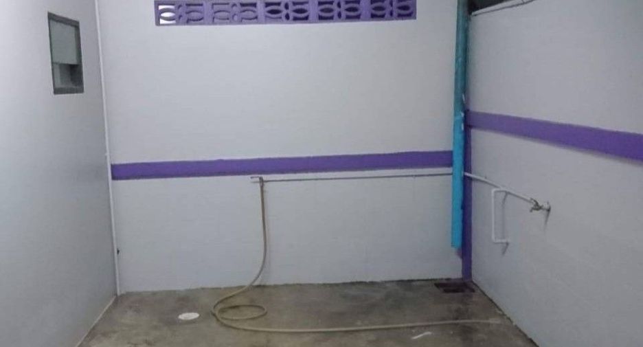 For sale 2 bedrooms townhouse in Ban Bueng, Chonburi