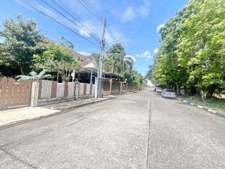 For sale 3 bedrooms house in Si Racha, Chonburi