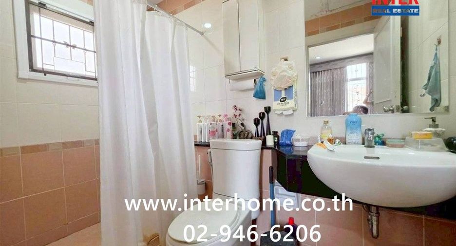 Haus zum Kauf mit 3 Zimmer in Bang Bua Thong, Nonthaburi
