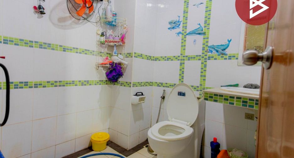 For sale 3 bedrooms townhouse in Phra Samut Chedi, Samut Prakan