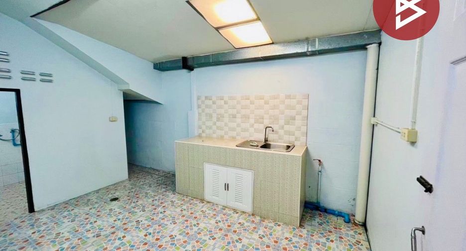 For sale 2 bedrooms townhouse in Mueang Samut Songkhram, Samut Songkhram