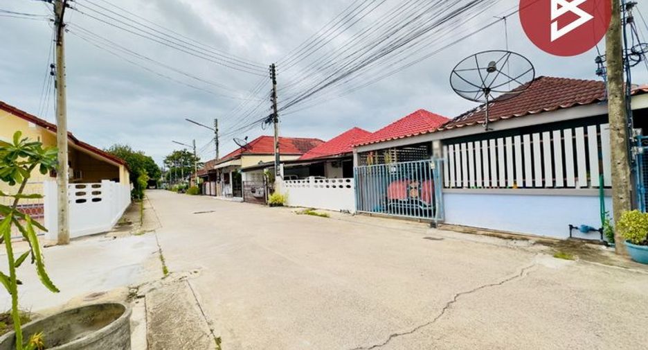 For sale 2 bedrooms townhouse in Mueang Samut Songkhram, Samut Songkhram