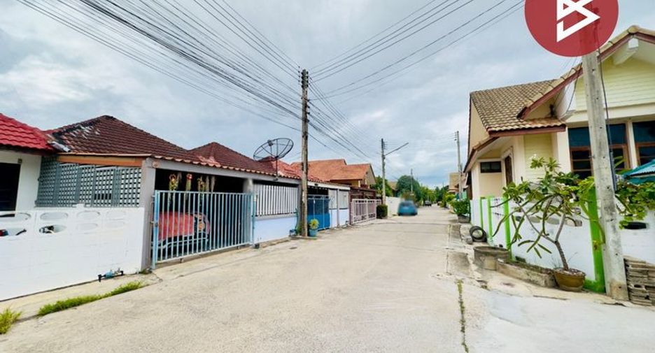 For sale 2 bedrooms townhouse in Mueang Samut Songkhram, Samut Songkhram