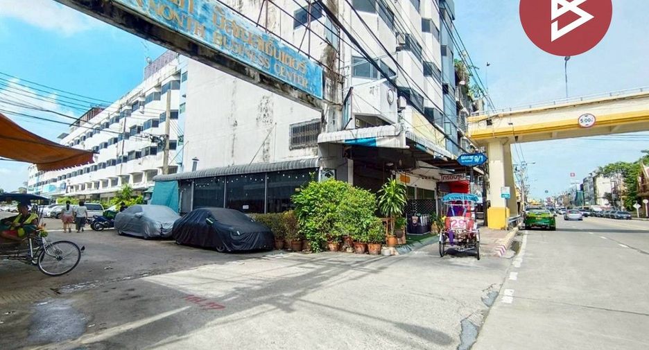 出售 4 卧室 商业空间 在 Mueang Nonthaburi, Nonthaburi