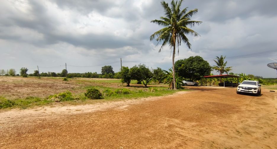 出售 土地 在 Bo Thong, Chon Buri