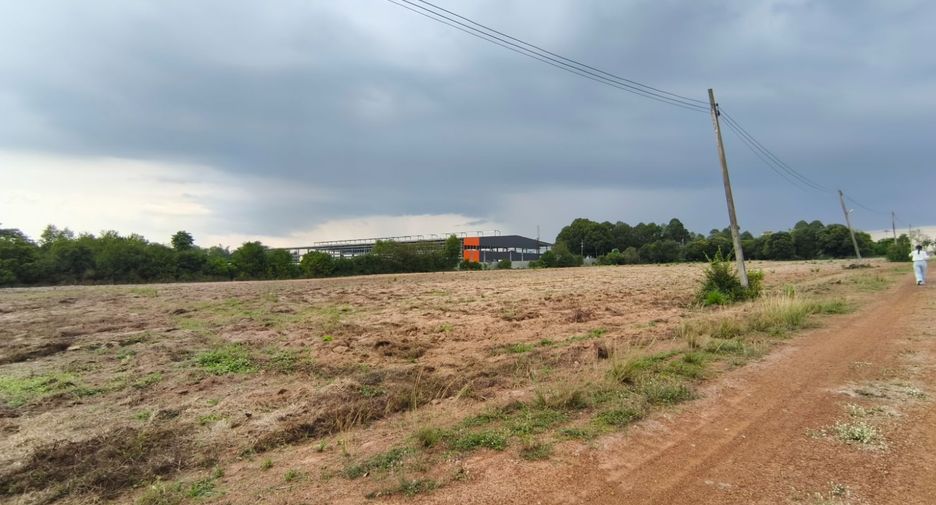 出售 土地 在 Bo Thong, Chon Buri
