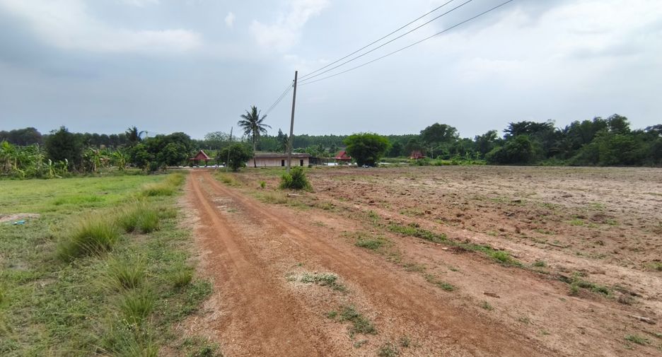 出售 土地 在 Bo Thong, Chon Buri
