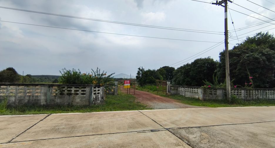 出售 土地 在 Bo Thong, Chon Buri