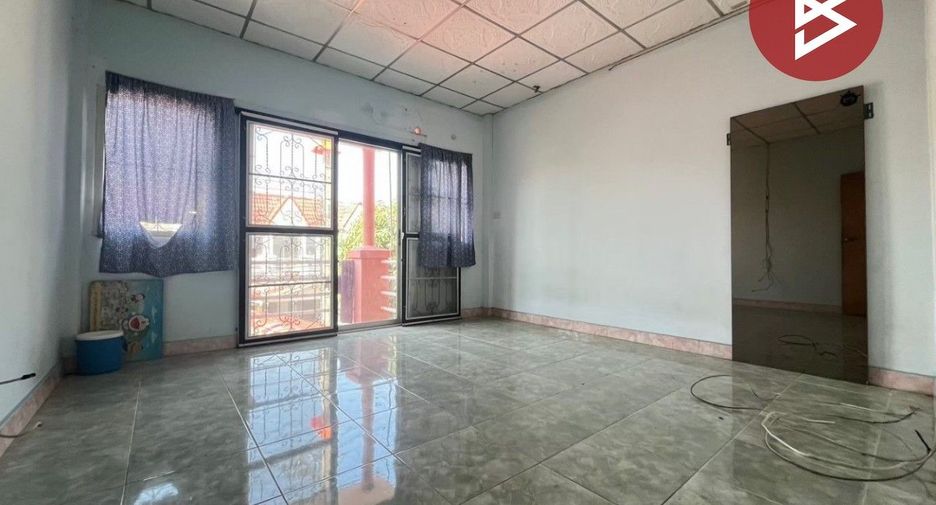 Casa adosada en venta de 2 habitaciones en Mueang Samut Prakan, Samut Prakan