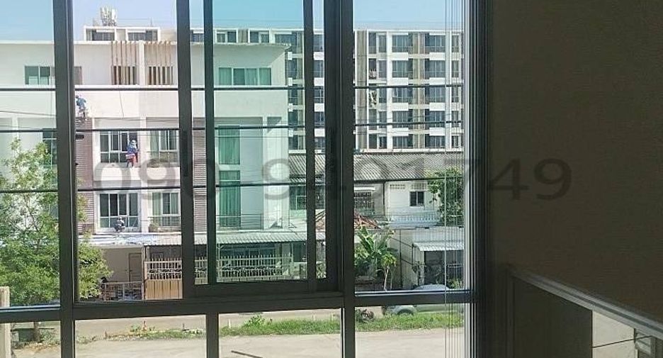 Gewerbefläche zur Miete mit 2 Zimmer in Lat Phrao, Bangkok