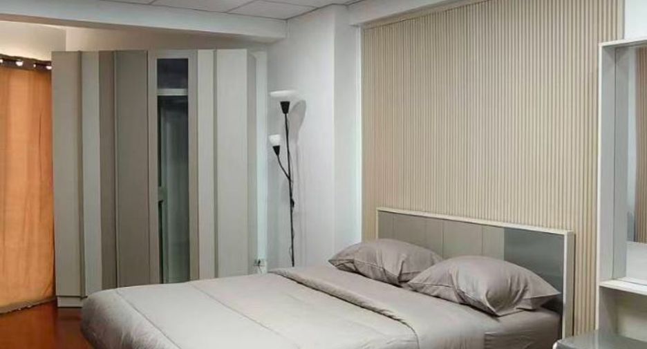 For rent and for sale studio condo in Jomtien, Pattaya