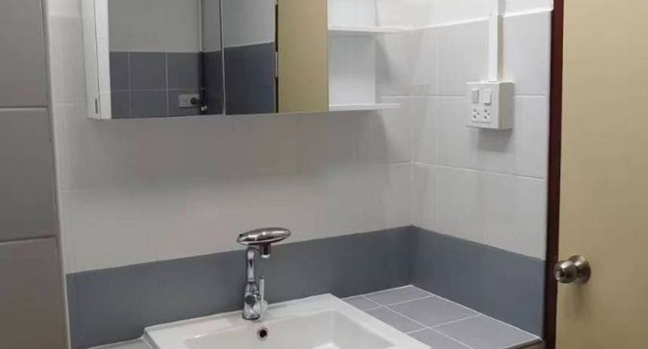 For rent and for sale studio condo in Jomtien, Pattaya