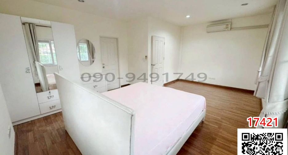 For rent 3 bedrooms townhouse in Bueng Kum, Bangkok
