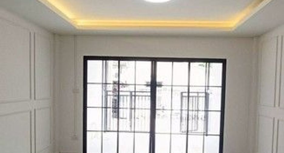 Reihenhaus zum Kauf mit 2 Zimmer in Mueang Nonthaburi, Nonthaburi