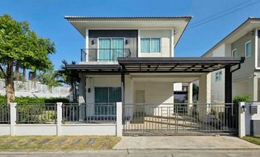 For sale 4 bedrooms house in Lat Krabang, Bangkok