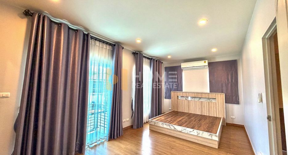 For sale 4 bedrooms house in Pak Kret, Nonthaburi