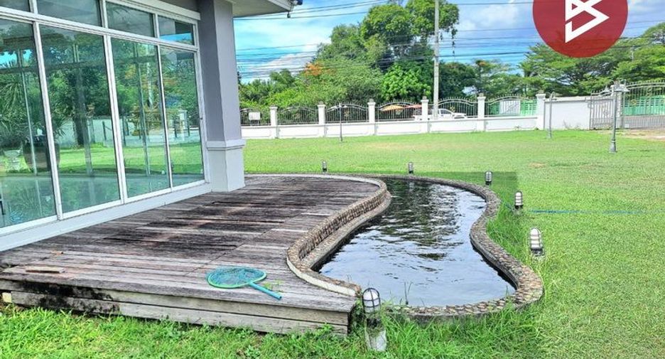 Almacén en venta en Mueang Chon Buri, Chonburi
