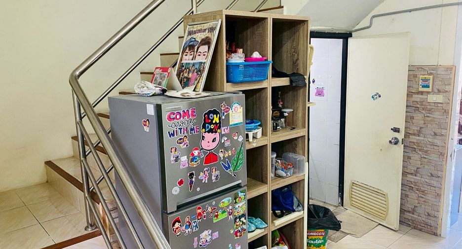 For sale 10 bedrooms retail Space in Chom Thong, Bangkok