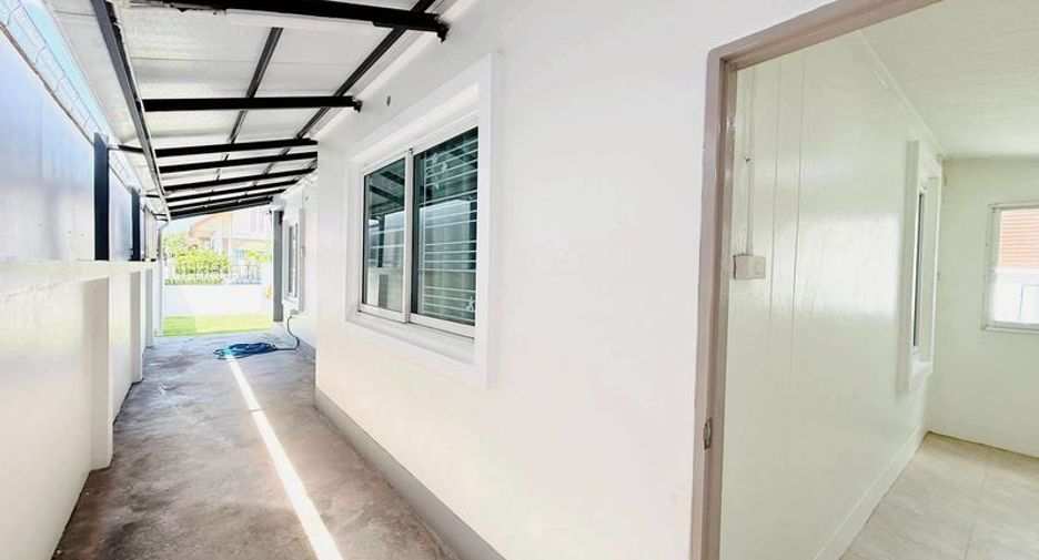 À vendre 2 chambres maison à Si Racha, Chonburi