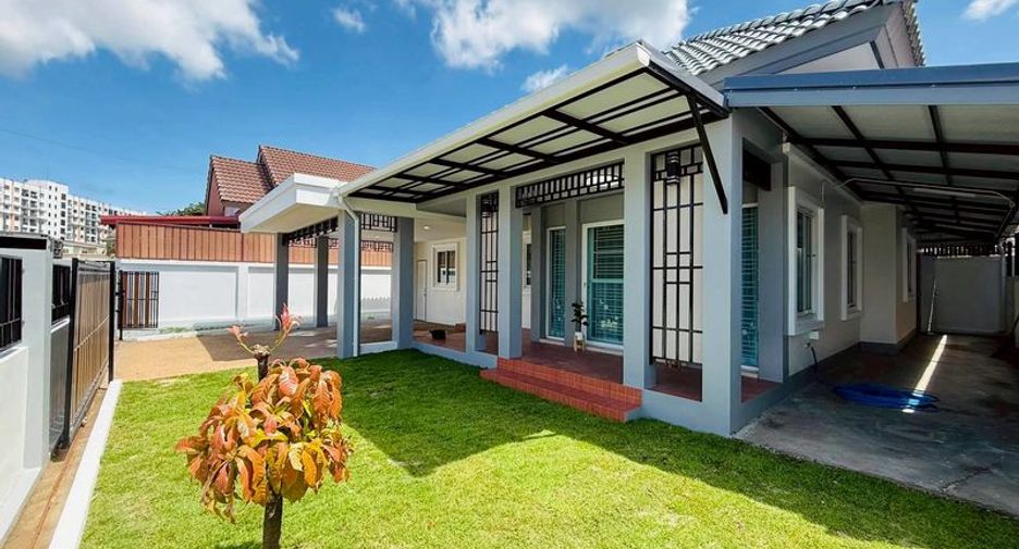 À vendre 2 chambres maison à Si Racha, Chonburi