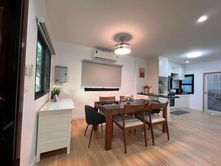 À louer et à vendre 3 chambres villa à Na Jomtien, Pattaya