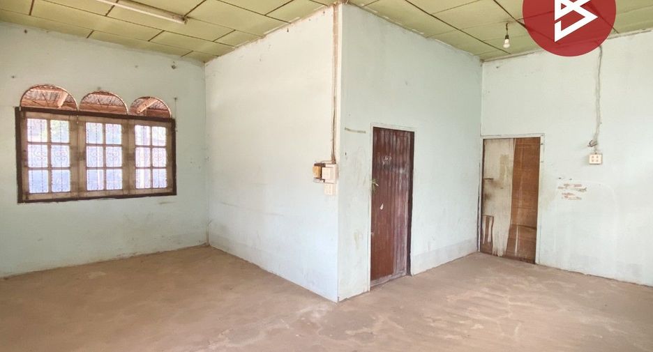 For sale land in Ban Phue, Udon Thani