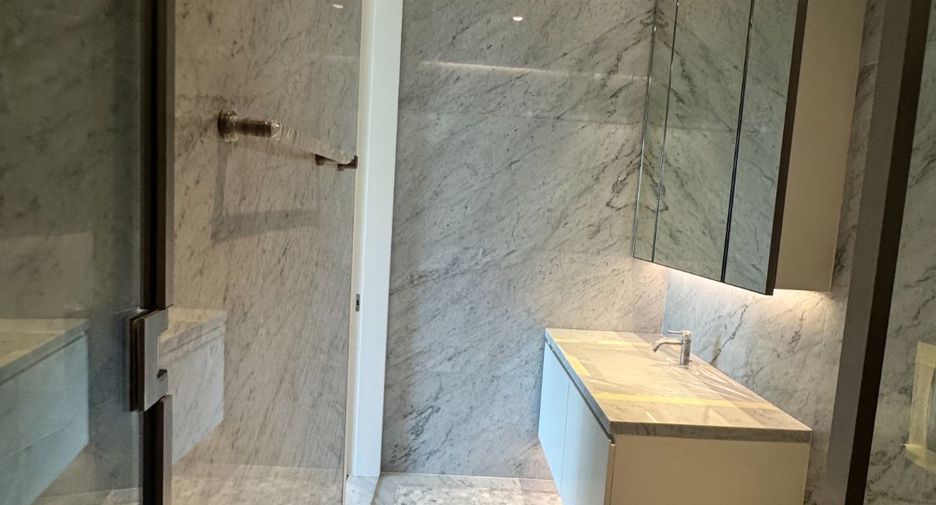 For rent 2 bedrooms condo in Bang Phli, Samut Prakan