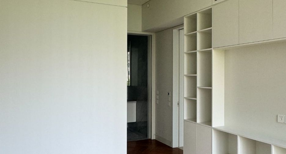 For rent 2 bedrooms condo in Bang Phli, Samut Prakan