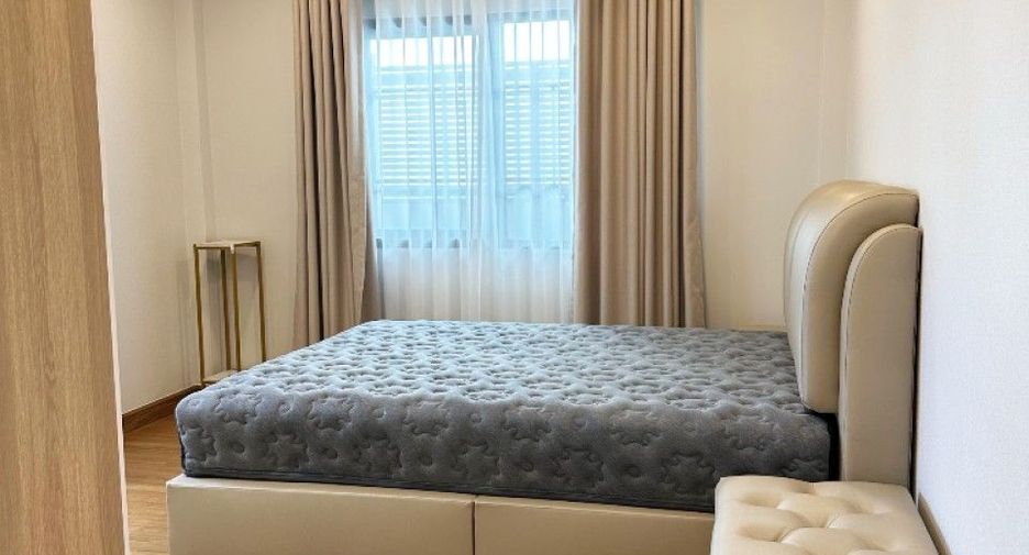 For sale 4 bedrooms house in Bang Phli, Samut Prakan