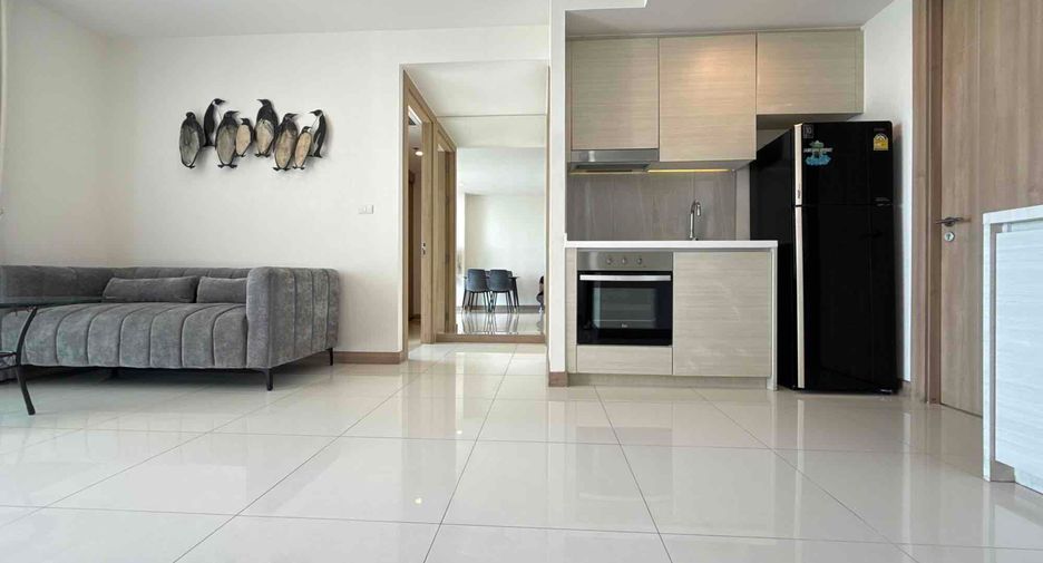 For rent 2 bedrooms condo in North Pattaya, Pattaya