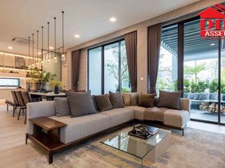 For rent and for sale 4 bedrooms townhouse in Saphan Sung, Bangkok