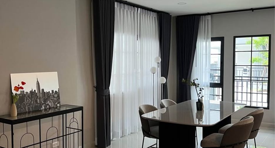 For rent 4 bedrooms house in Bang Phli, Samut Prakan