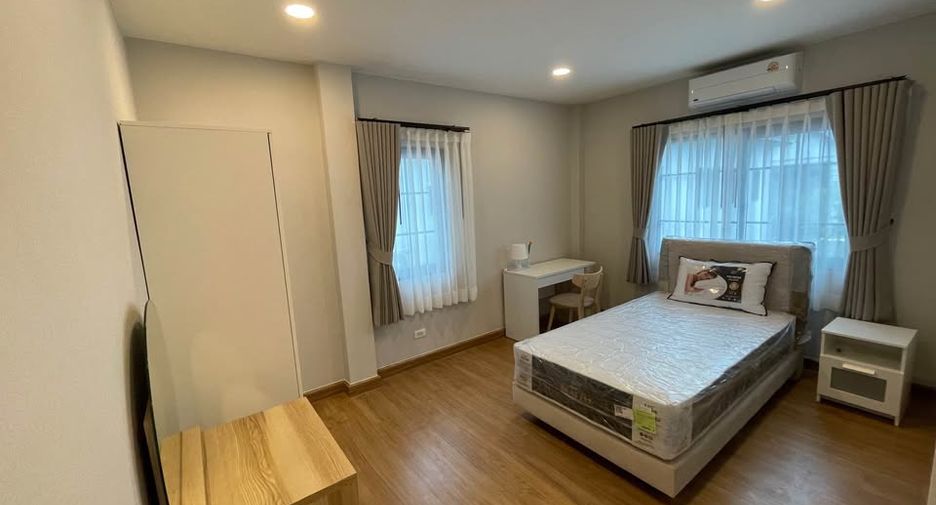 For rent 4 bedrooms house in Bang Phli, Samut Prakan